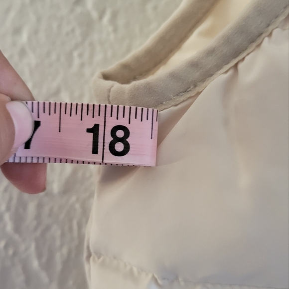 J. Crew Mountain Puffer Vest Size PXS - Picture 6 of 8